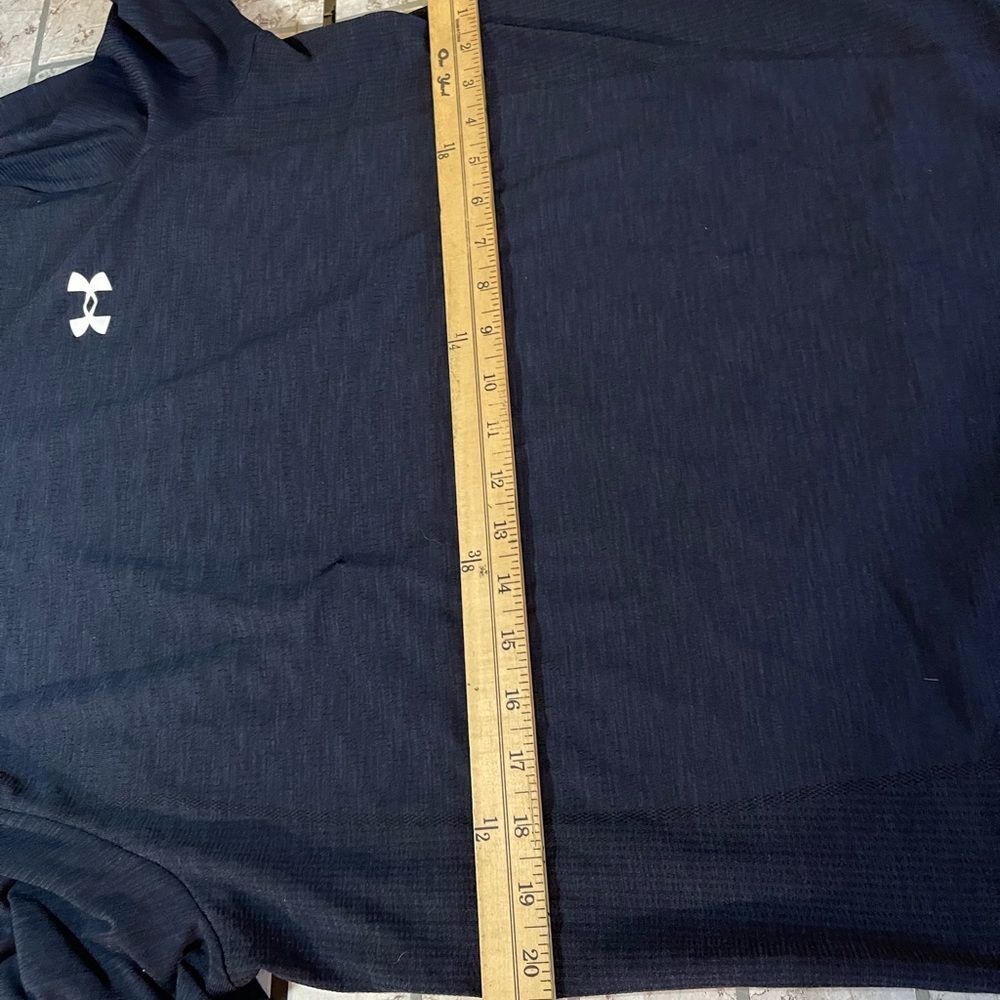 Under Armour Men’s T-Shirt Size L Black Short Sleeve Athletic Workout Charged - Picture 6 of 8